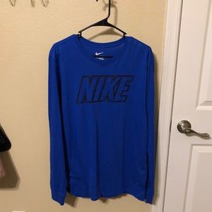 Nike tee